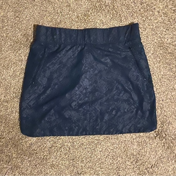 Orvis Marbled Blue Active Skirt Sz Medium - Picture 7 of 7